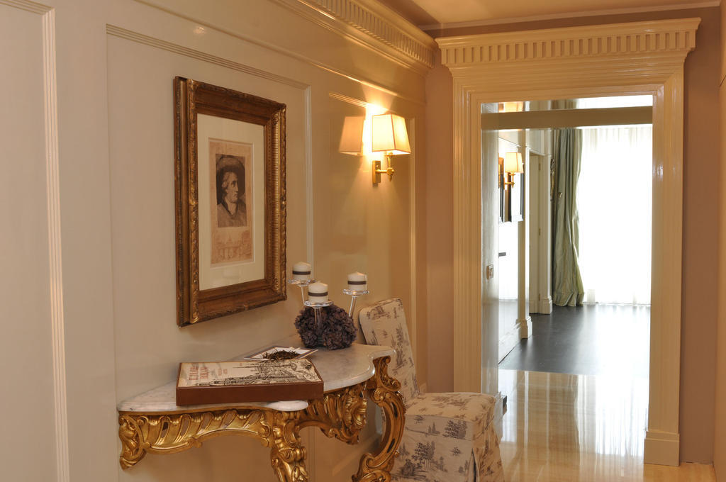 La Scelta Di Goethe - Luxury Suites Rome Exterior photo